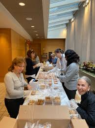 Monday, August 4, 2025 at 11:30 AM – 1:00 PM. Every Monday, a group of Central Synagogue members volunteers to make sandwiches for Tuesday's breakfast program. Interested in volunteering this summer?. (212) 838-5122, email@censyn.org