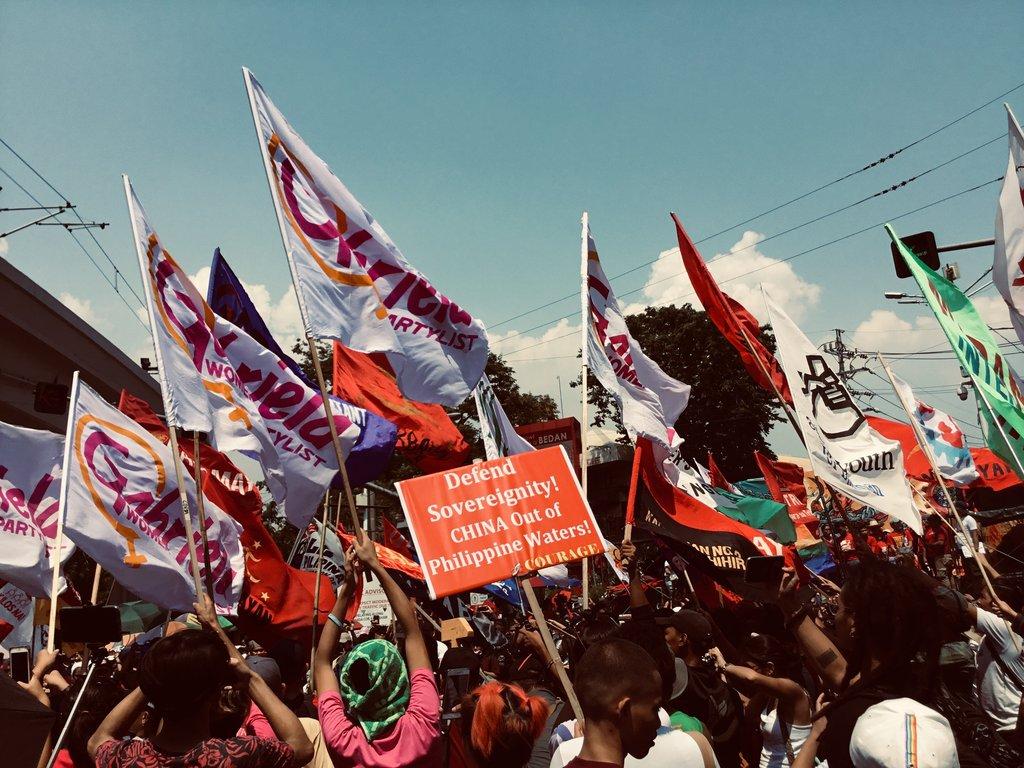 NYC Starbucks Strike – Sanders Joins Workers